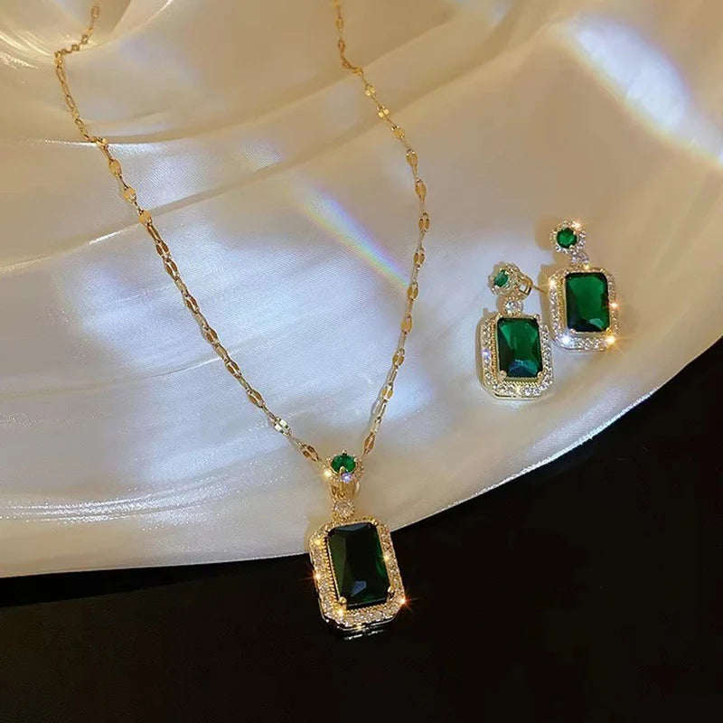 DRIARA 0107 Elegant Green Emerald Pendant & Earring Set for Women | Gold-Plated Necklace with Matching Earrings | Party & Daily Wear Jewellery